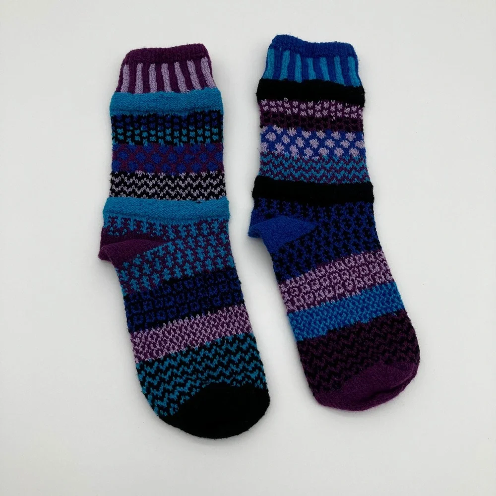 Solmate Socks Raspberry Knitted Crew Socks Small Purple Blue Mismatched USA